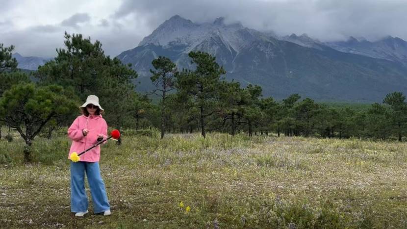 С��վ�ڲݵ�����ò���Զ�����