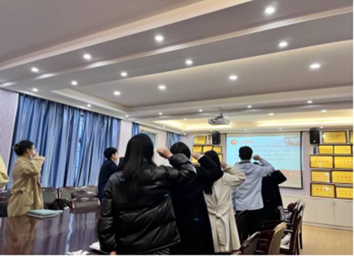 ˵��:(]3N@]SU8RM[PP_3)IFR_%K